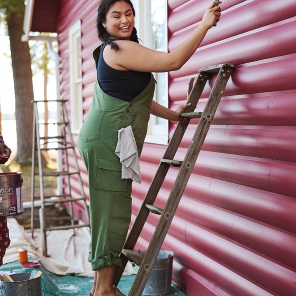 NWOT super cute coral seed packet patterned overalls! Sz S but fits like M/L. - Picture 2 of 2